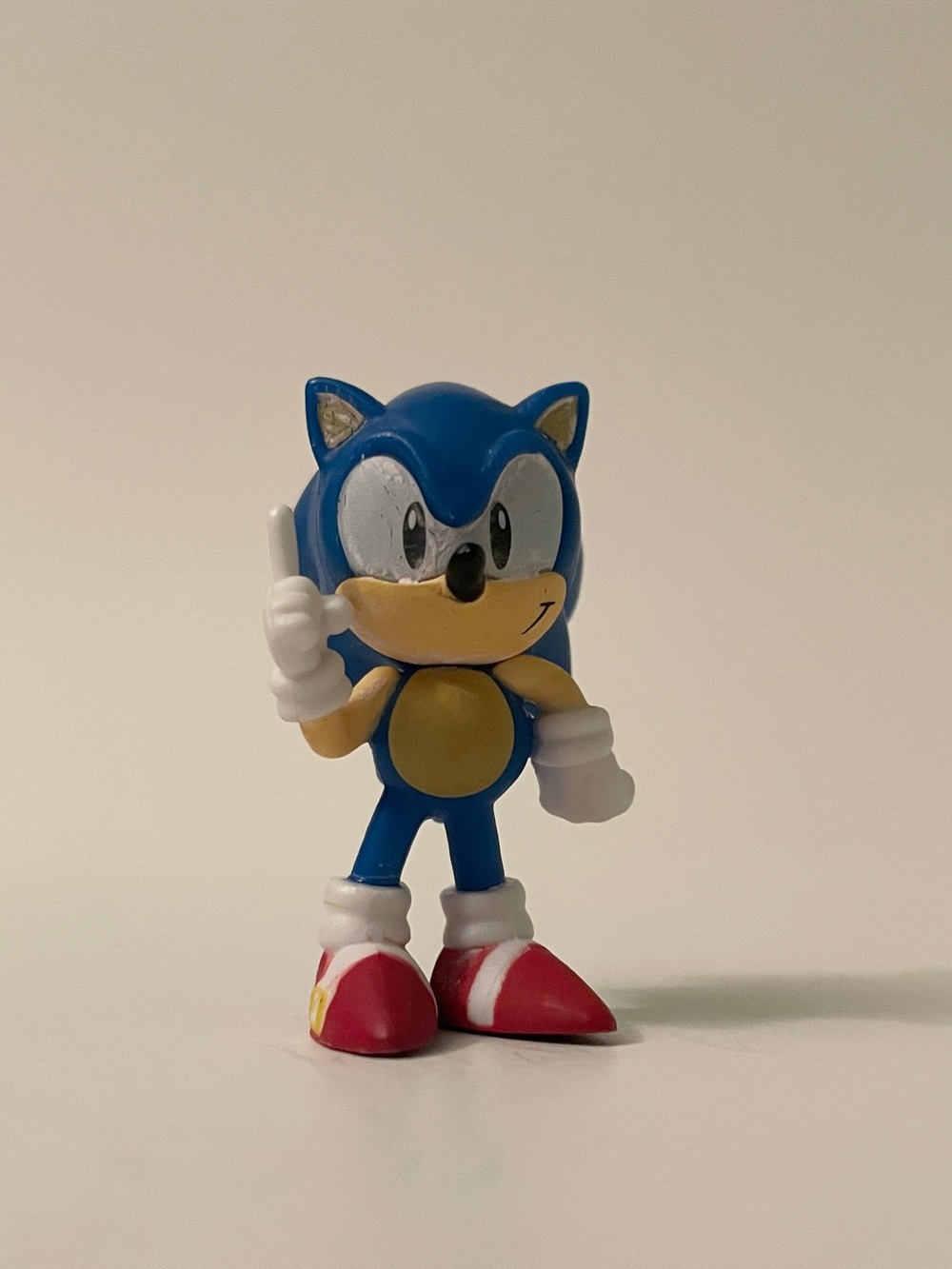 SEGA Sonic the Hedgehog Mini PVC Figure Classic Retro Gaming Collectible Toy